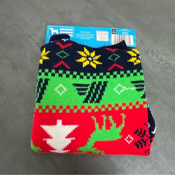 ALDI Gear Christmas Holiday Winter 2023 Pom Beanie & Matching Med Dog Sweater - Picture 7 of 9